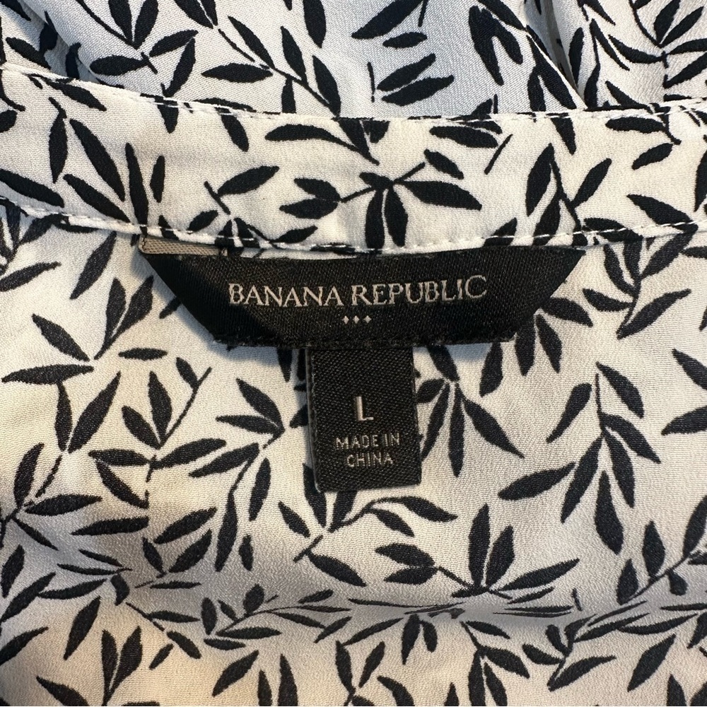 Banana Republic Flutter Sleeve Tiered Swing Shift Dress White Black leaf print - Picture 4 of 4